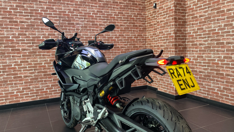 BMW F900 XR (25MY)